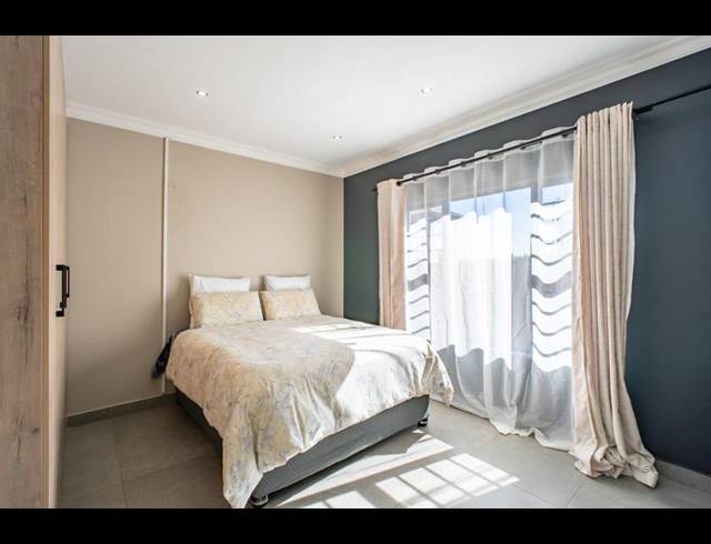 3 BEDROOM TOWNHOUSE FOR SALE IN MONTANA